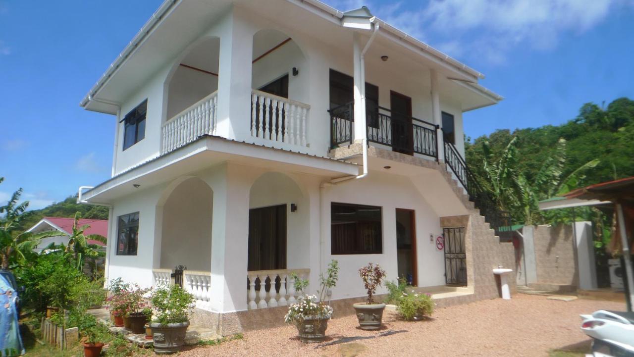 Belle Rose Vue Guest House Baie Sainte Anne Exterior foto